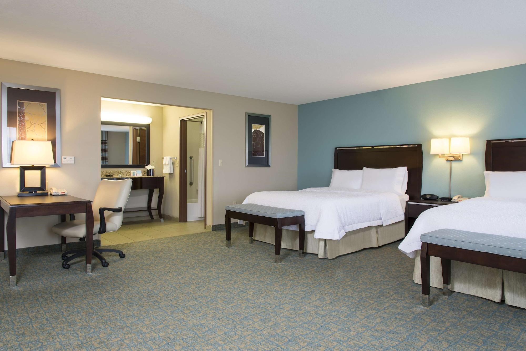 Hampton Inn & Suites Крофърдсвил Екстериор снимка