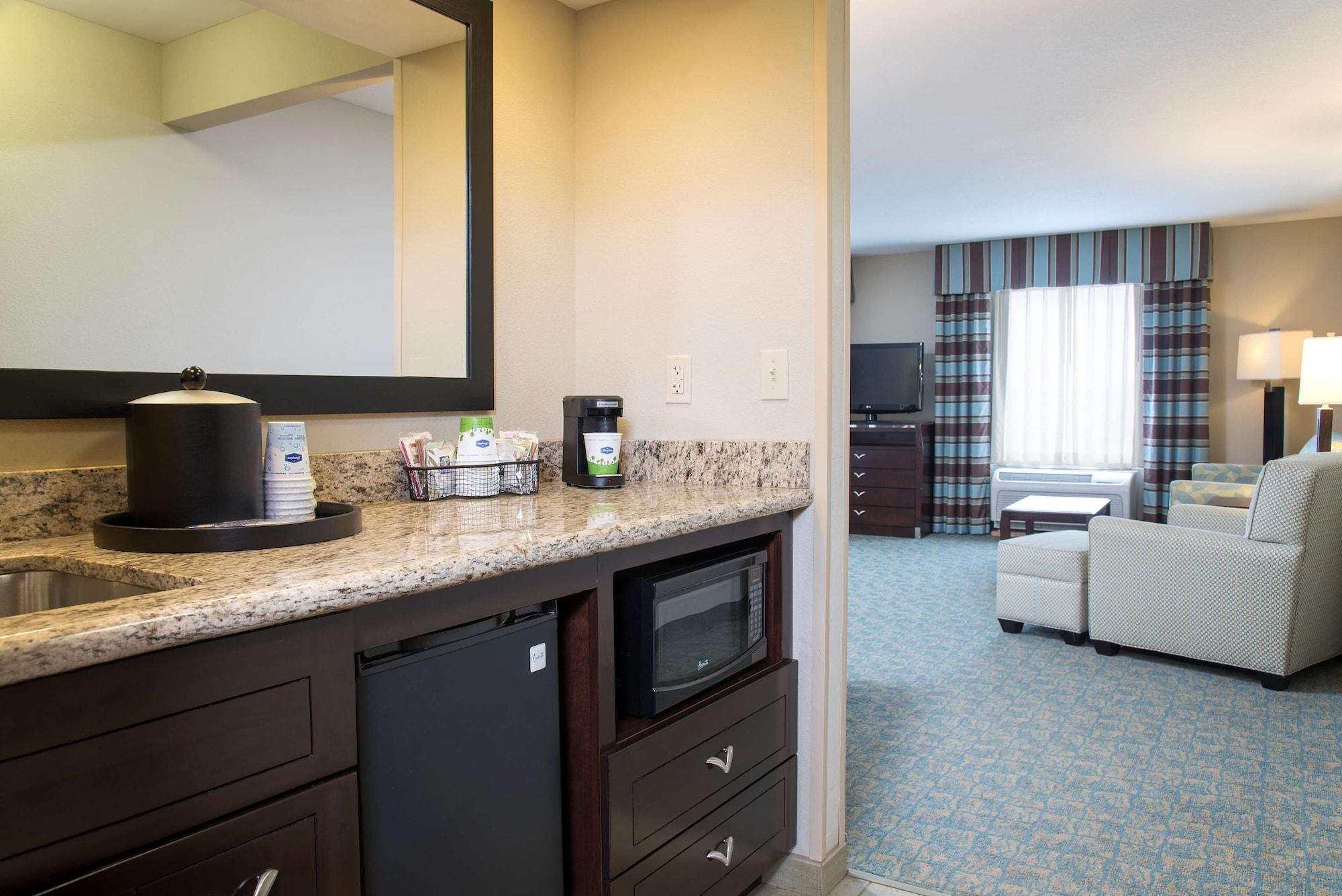 Hampton Inn & Suites Крофърдсвил Екстериор снимка