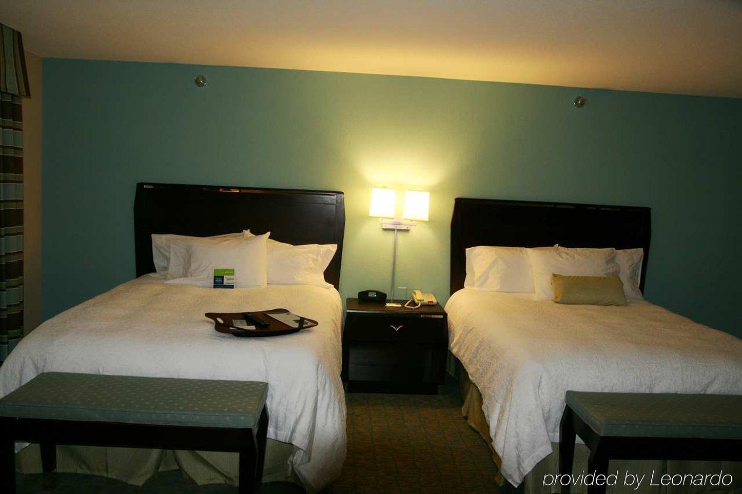 Hampton Inn & Suites Крофърдсвил Стая снимка