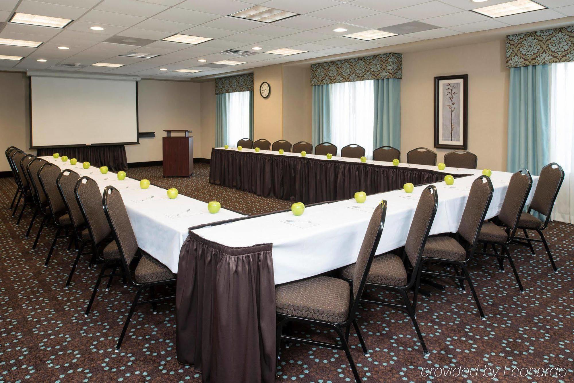 Hampton Inn & Suites Крофърдсвил Екстериор снимка