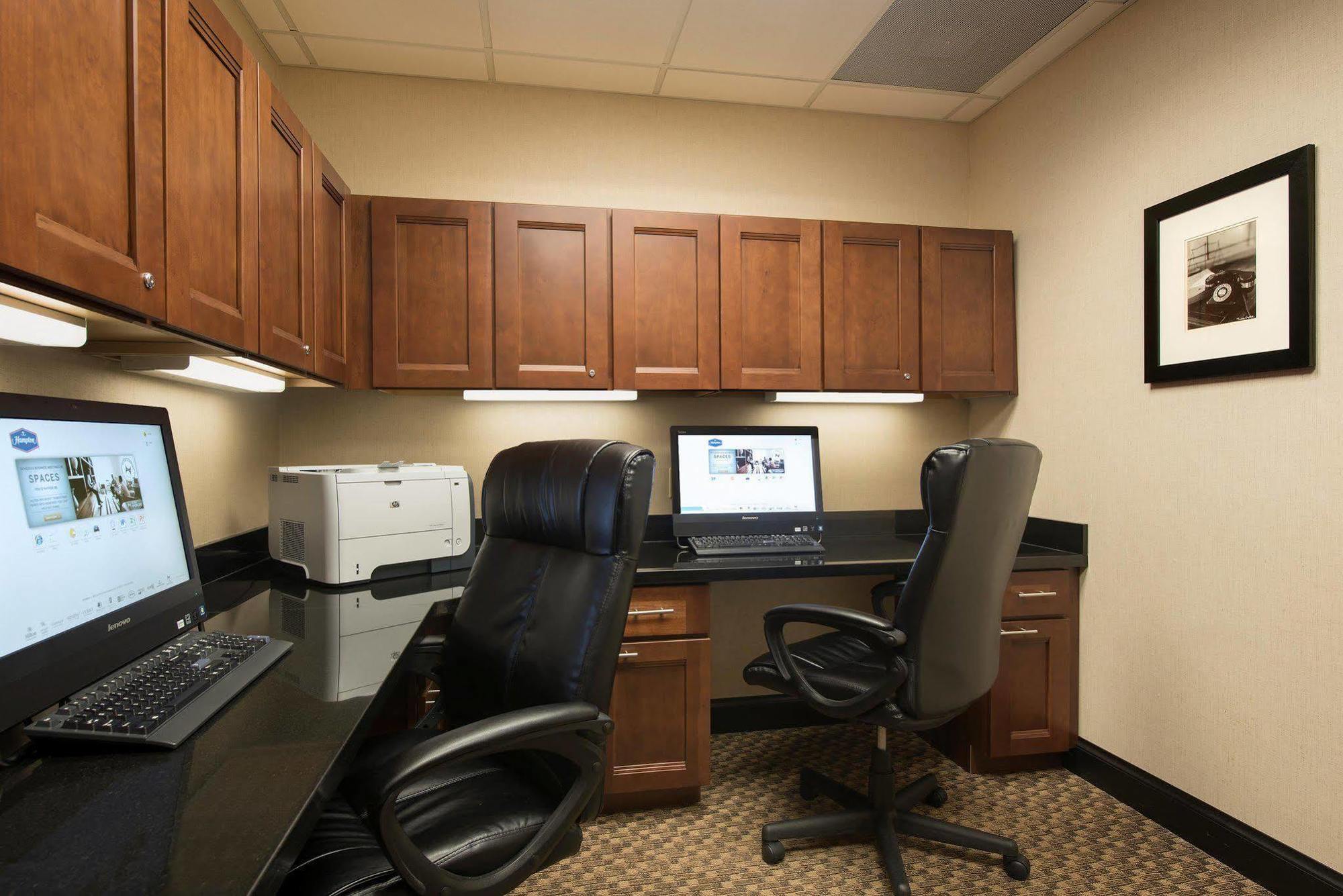 Hampton Inn & Suites Крофърдсвил Екстериор снимка